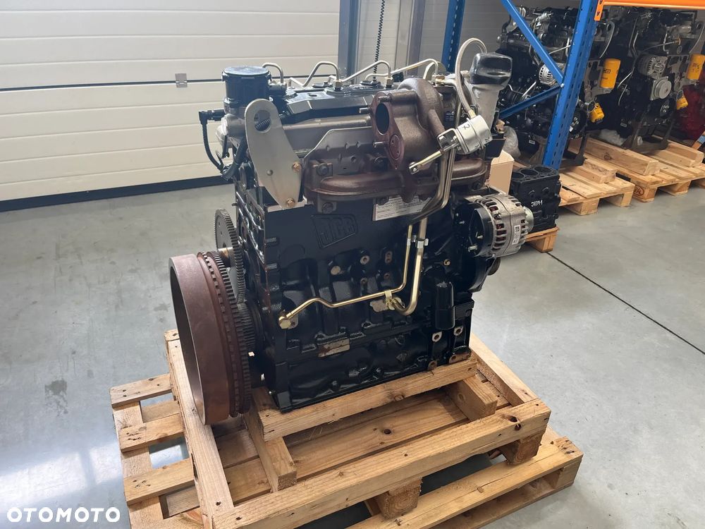 SŁUPEK SILNIKA JCB 448 ECOMAX TCAG-121 4,8L 121 KW 16259netto - 9