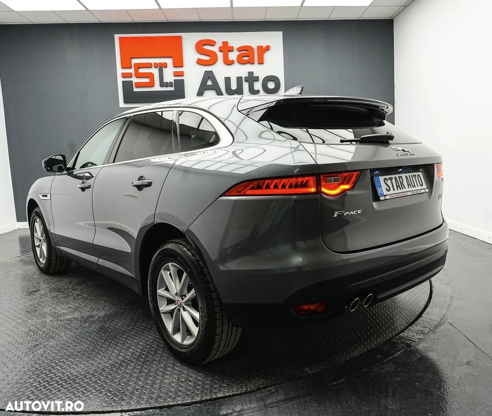 Jaguar F-Pace 20d AWD Pure - 4