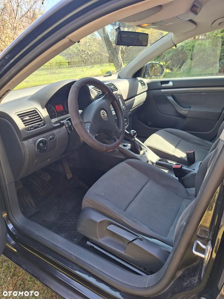 Volkswagen Jetta 1.6 Trendline - 5