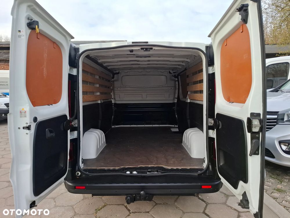 Renault Trafic 2017 LONG 1.6DCI 125KM KLIMA 3OSOBOWY - 24