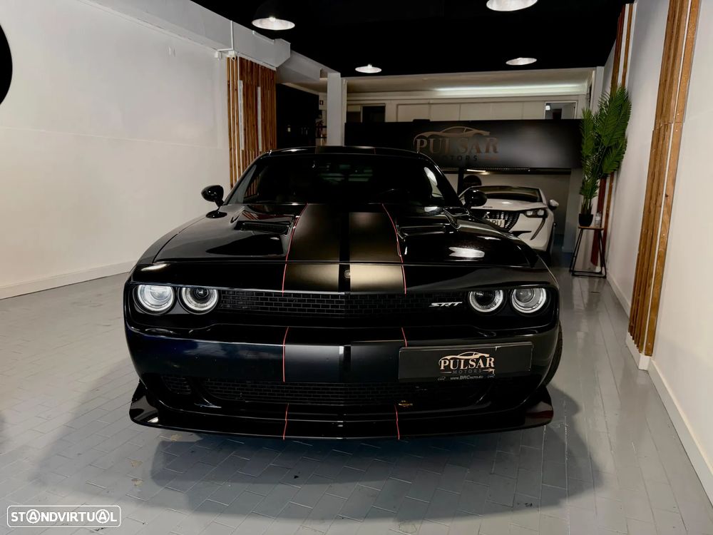 Dodge Challenger Auto SXT Plus - 11