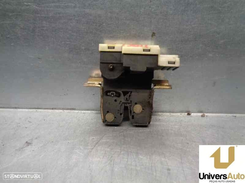 FECHADURA MALA / PORTA TRASEIRA RENAULT SCÉNIC I LIMUSINA 2001 -7700354329B - 1