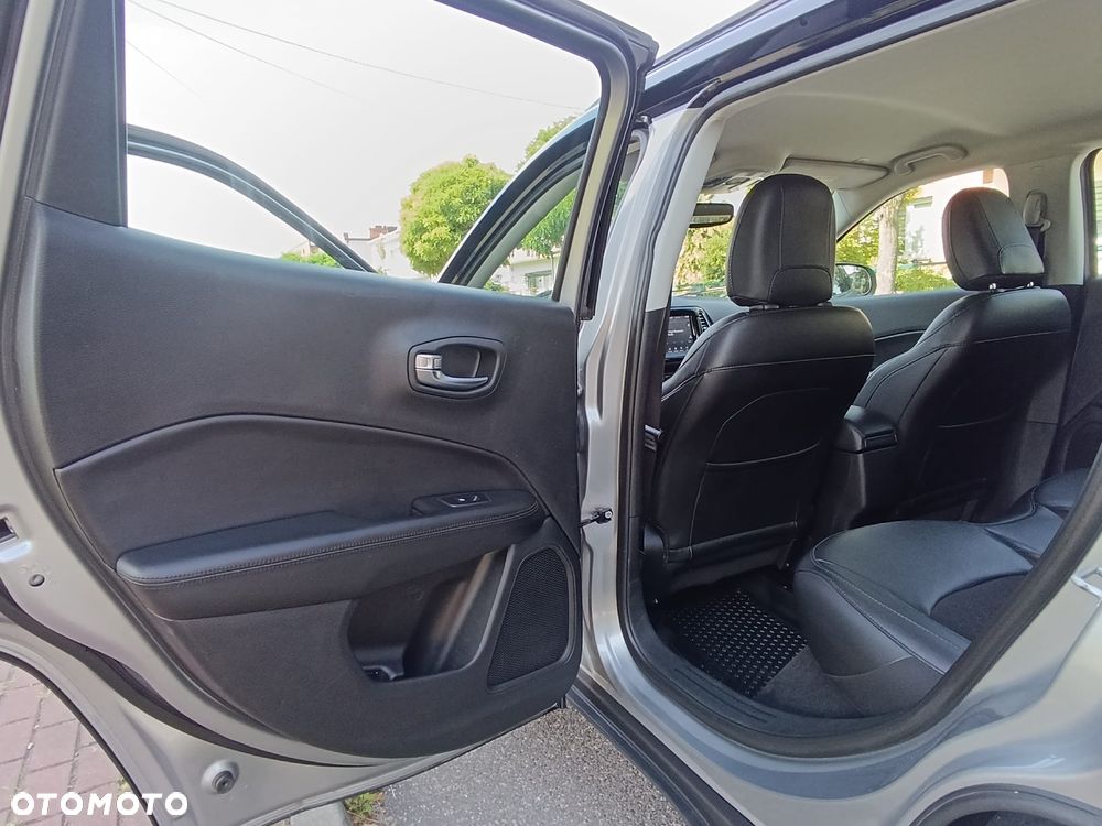 Jeep Compass 1.4 TMair Limited FWD S&S - 36