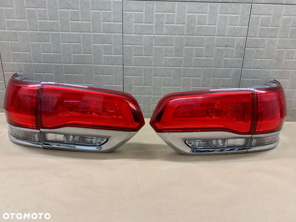 Jeep Grand Cherokee IV WK2 Lift13-20r Lampy Tylne Karoserii-Klapy Bagażnika Komplet P68110000AC-1AC-47AC-46AC - 1