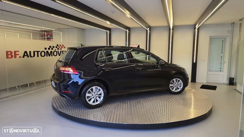 VW Golf 1.6 TDi Confortline - 7