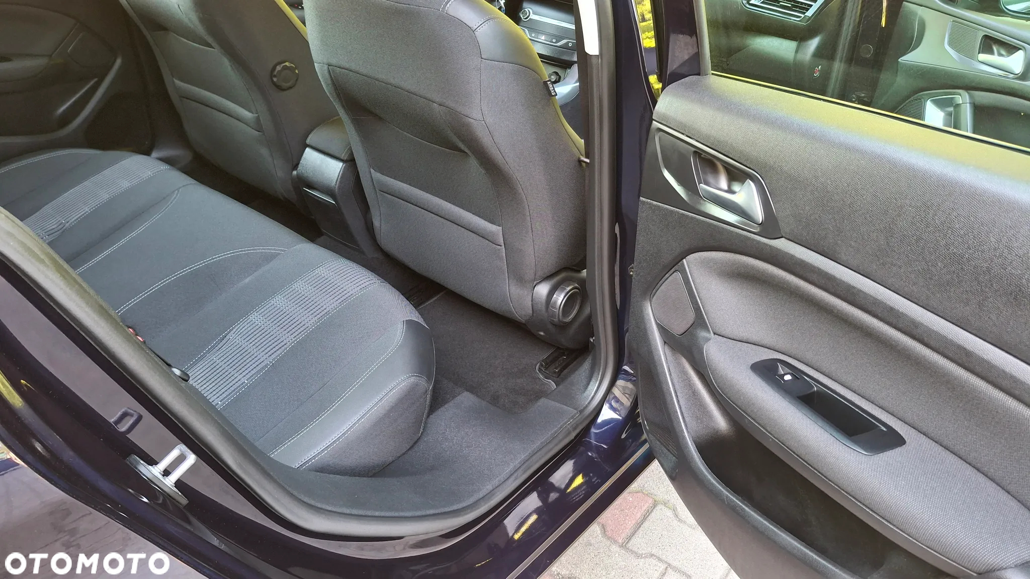 Peugeot 308 1.5 BlueHDi Allure Pack S&S EAT8 - 16