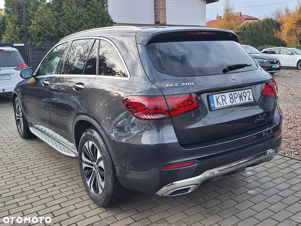 Mercedes-Benz GLC 200 - 18