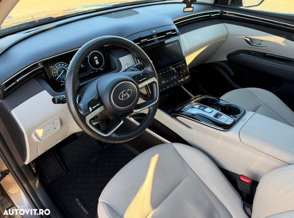 Hyundai Tucson 1.6 l 252 CP 4WD 6AT PHEV Premium - 4