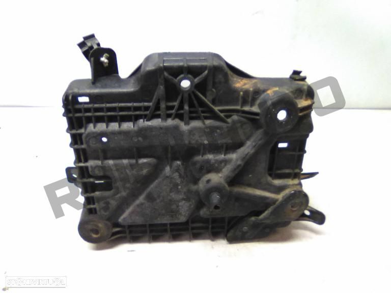 Caixa / Base De Bateria  Fiat Fiorino Iii [2007_2020] 1.3 Jtd M - 2