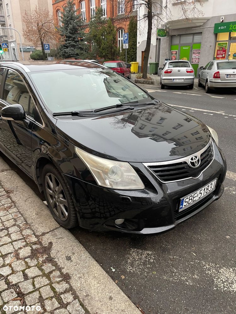 Toyota Avensis 2.0 D-4D Premium - 1