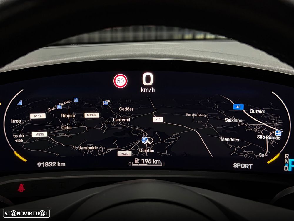 Porsche Taycan Standard - 26