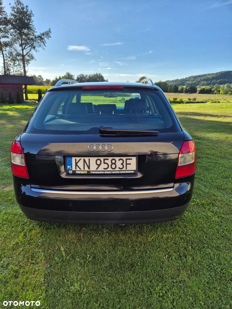 Audi A4 Avant - 4