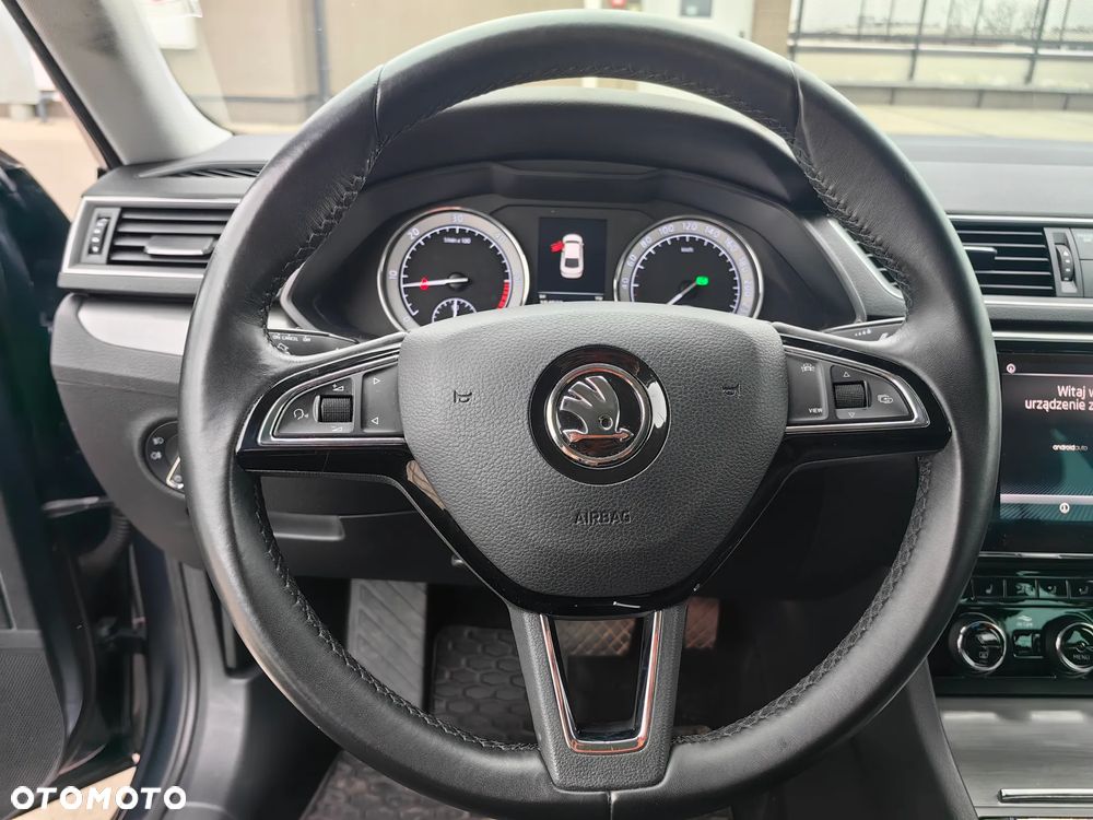 Skoda Superb 2.0 TDI SCR Sportline DSG - 20