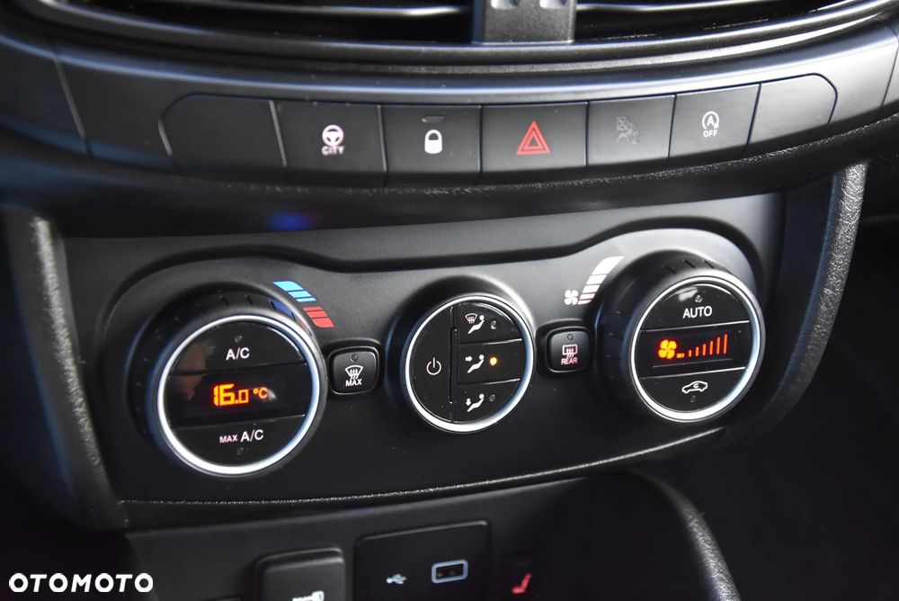 Fiat Tipo 1.4 T-Jet S-Design - 34