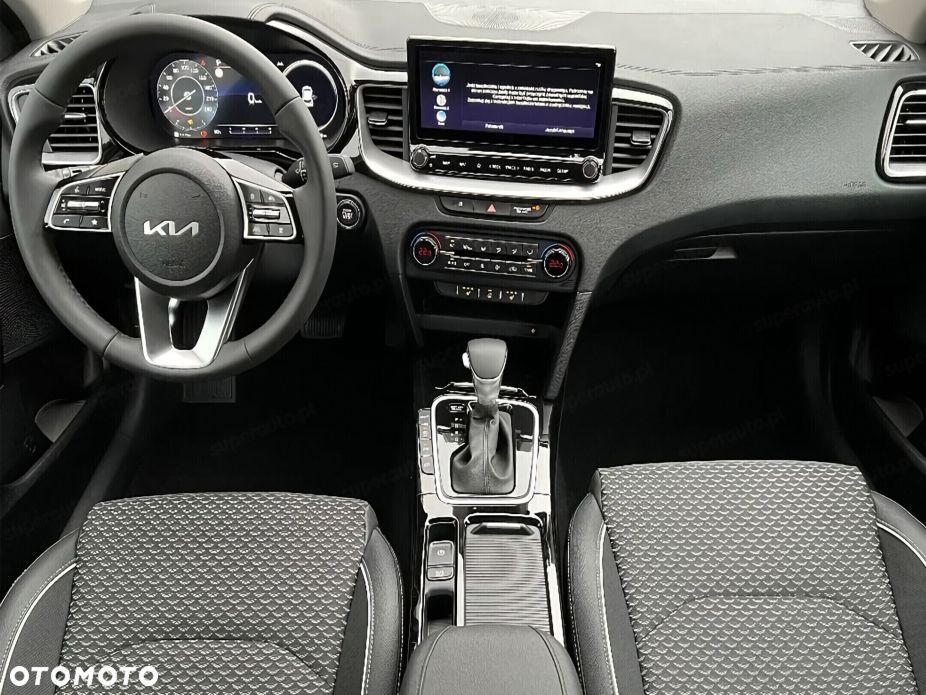 Kia XCeed - 9