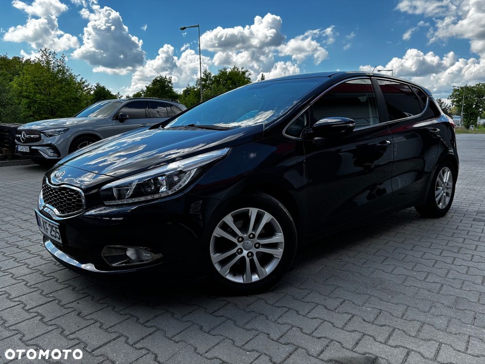 Kia Ceed - 1