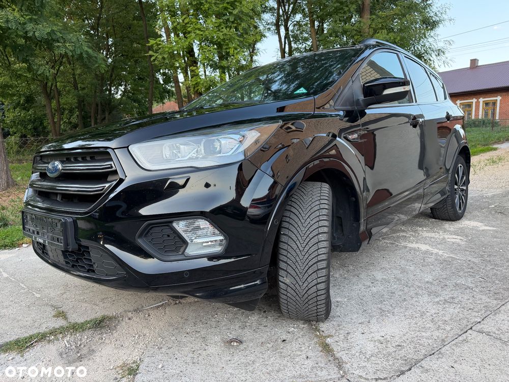 Ford Kuga 2.0 TDCi 2x4 ST-Line - 12