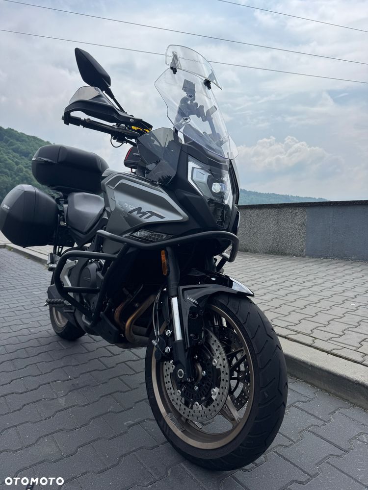 CFMoto 700MT - 18