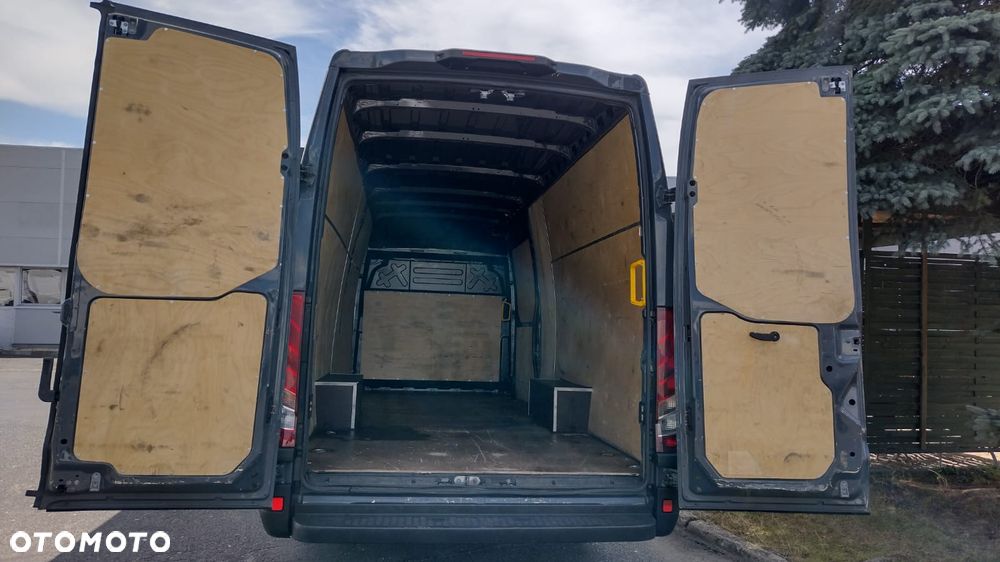 Iveco DAILY furgon 18m3 35S18 manual ASO serwisowany - 12