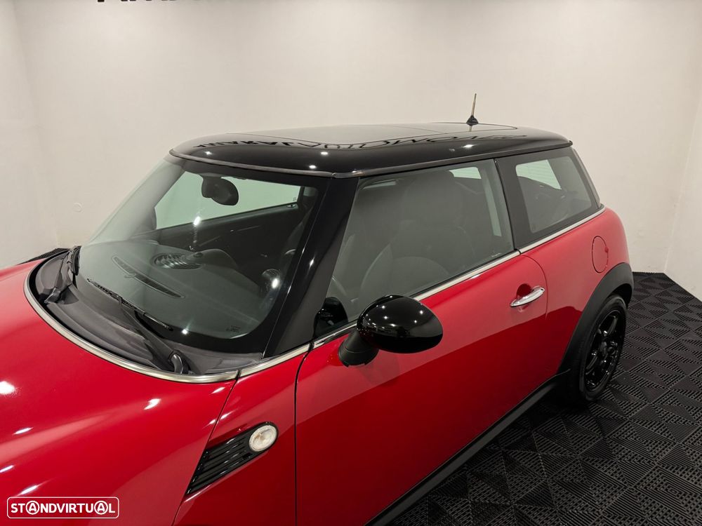 MINI 3 Portas Cooper D - 16