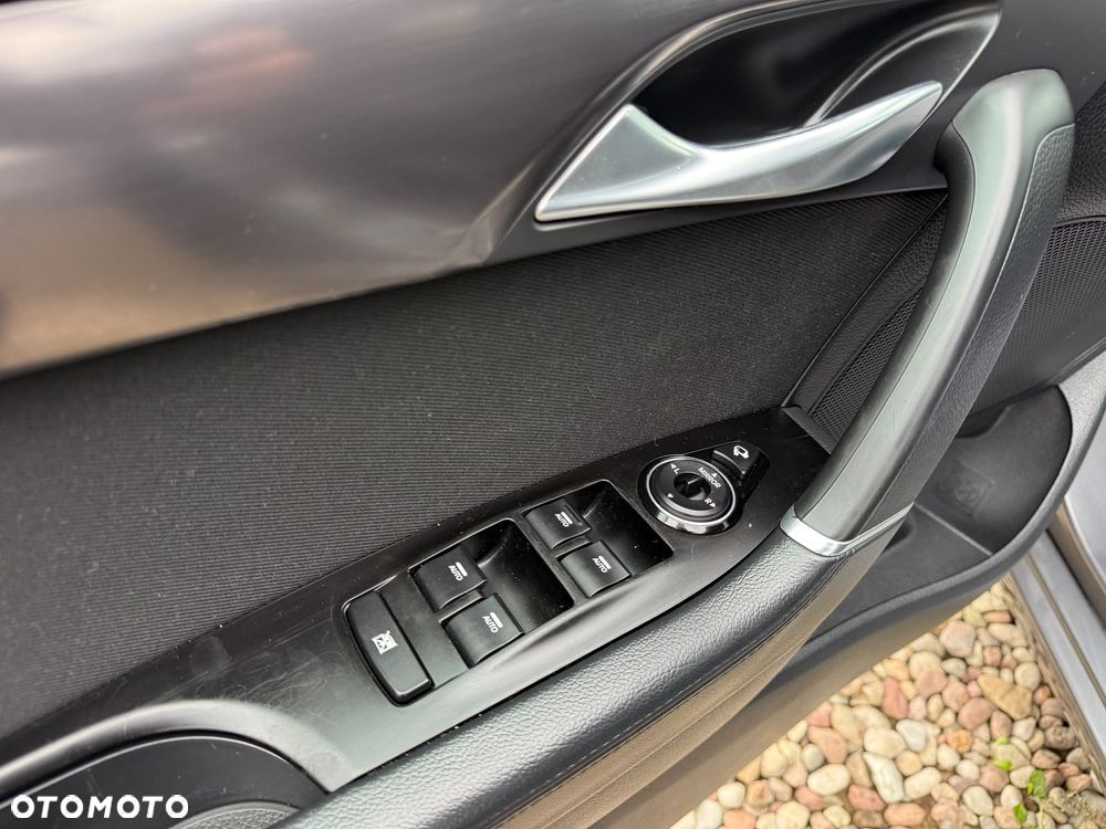 Hyundai i40 2.0 Premium - 18