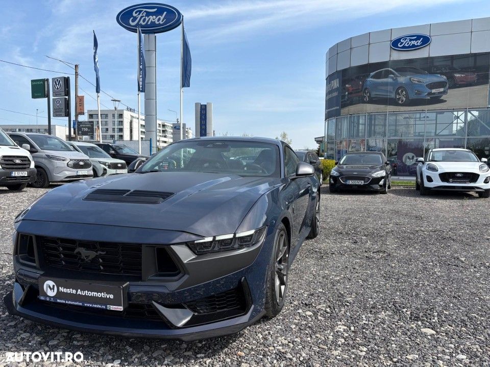 Ford Mustang - 2