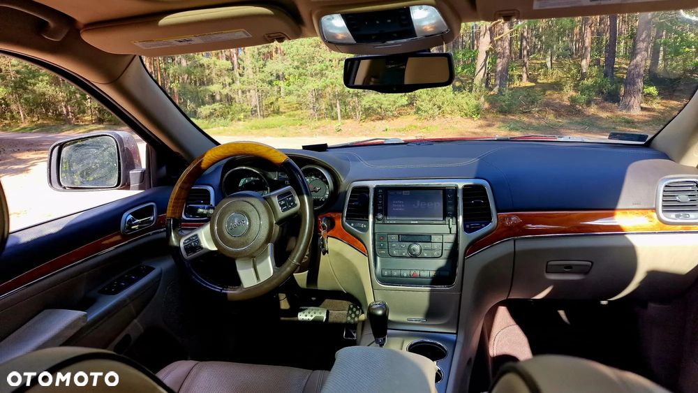 Jeep Grand Cherokee - 9