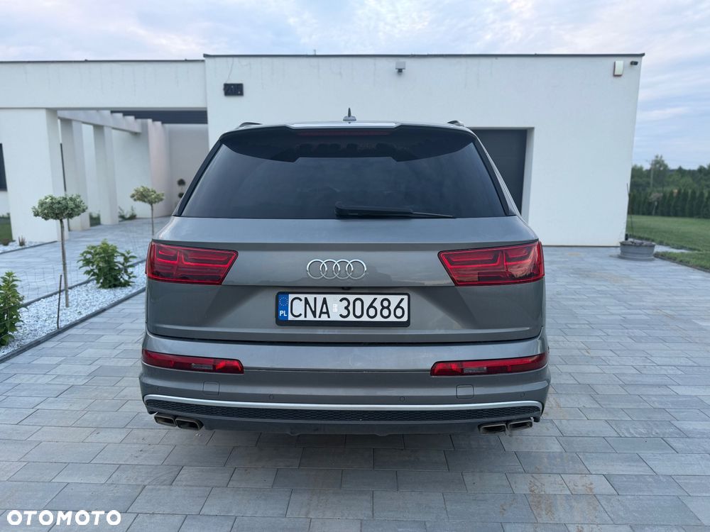 Audi SQ7 - 12
