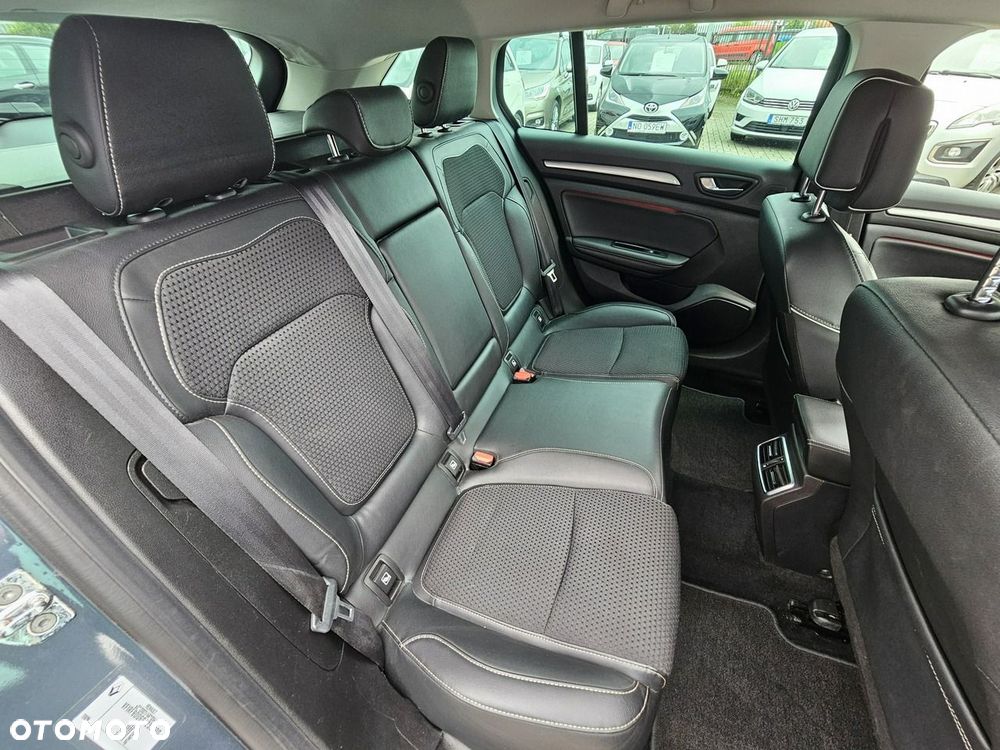 Renault Megane BLUE dCi 115 EDC BOSE EDITION - 17