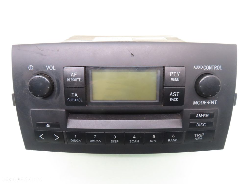 RADIO TOYOTA COROLLA Verso E12 8612013060B0 - 1