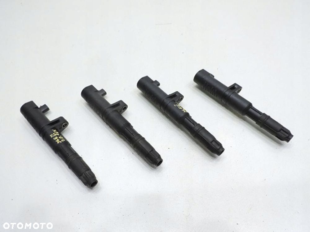 CEWKA ZAPŁONOWA RENAULT SCENIC II 8200208611 - 2