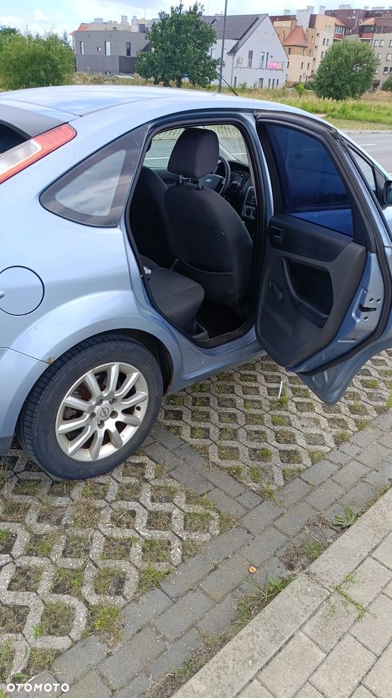Ford Focus 1.6 Comfort - 2