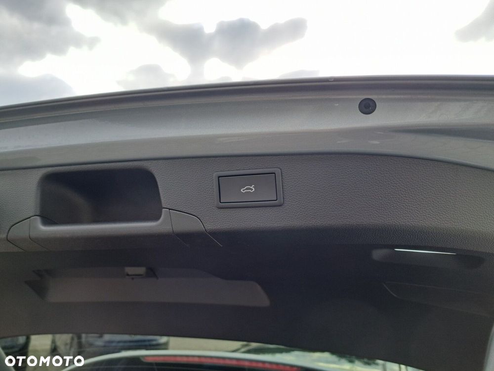 Volkswagen Passat 2.0 TSI 4Mot R-Line Plus DSG - 11