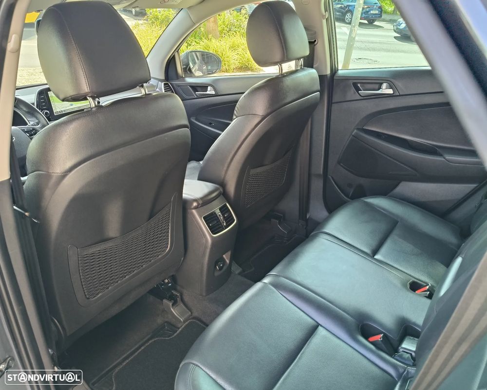 Hyundai Tucson 1.6 CRDi Premium+Pack Pele - 24