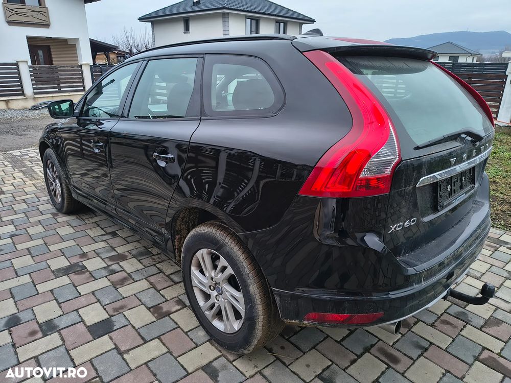 Volvo XC 60 D3 Geartronic Kinetic - 4
