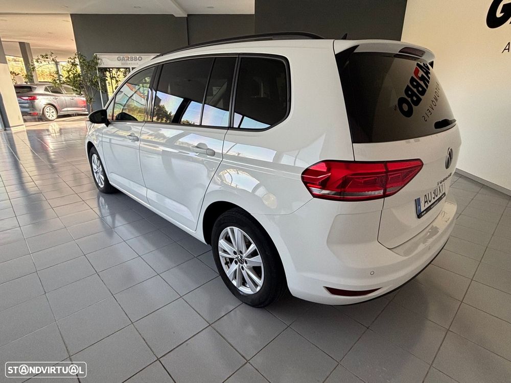 VW Touran 2.0 TDI Confortline - 6