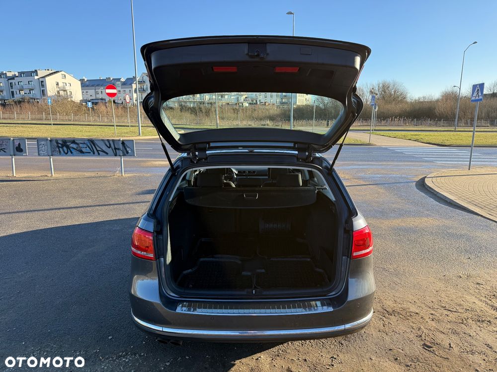 Volkswagen Passat 2.0 TDI BlueMotion Technology Comfortline - 4