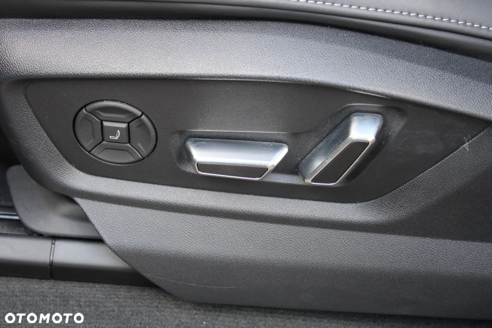 Audi Q8 50 TDI mHEV Quattro Tiptronic - 35