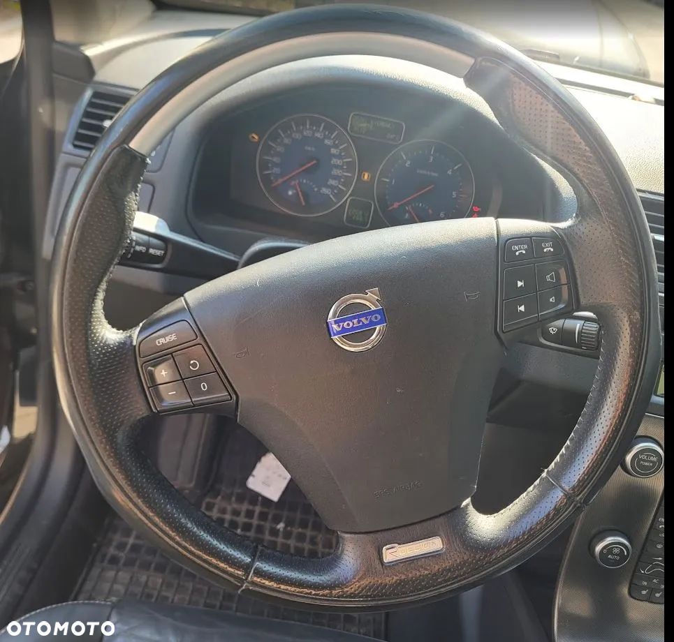 Volvo C30 D2 R-Design - 5