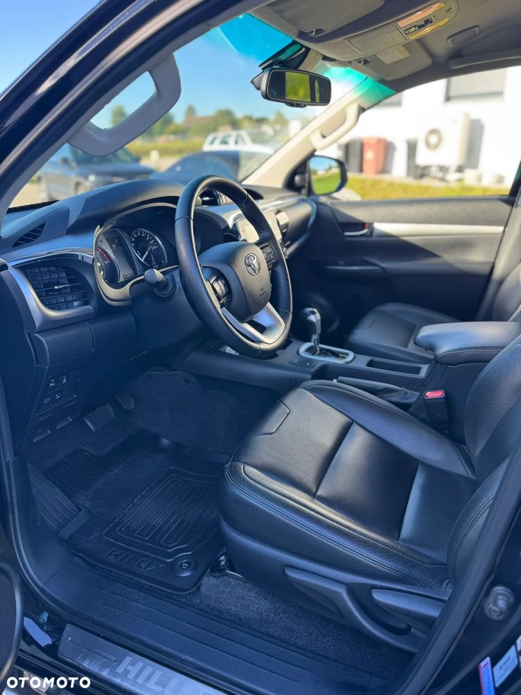 Toyota Hilux 2.8 D-4D Double Cab SR5+ 4x4 - 9