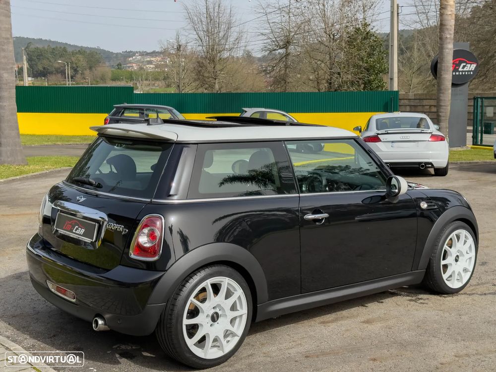 MINI 3 Portas Cooper D - 4