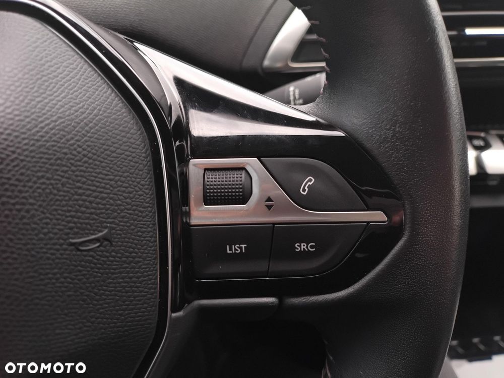 Peugeot 3008 1.5 BlueHDi Active S&S - 23
