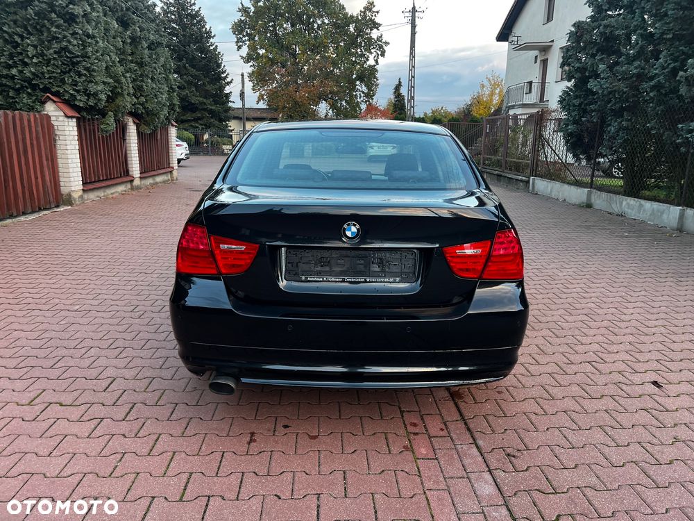 BMW Seria 3 318i Edition Exclusive - 6