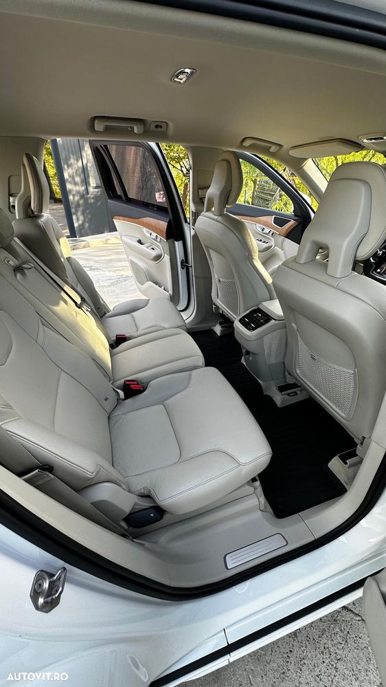 Volvo XC 90 D5 AWD Momentum - 14