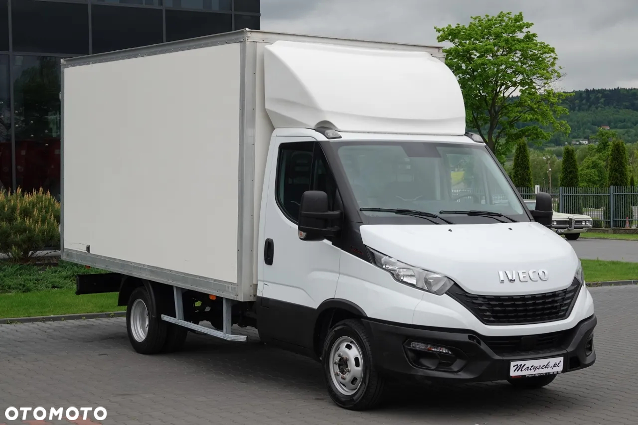 Iveco DAILY 3,0 D / KONTENER / 2020 ROK /BLIŹNIAK / SPROWADZONY / PO KONTRAKCIE SERWISOWYM - 3