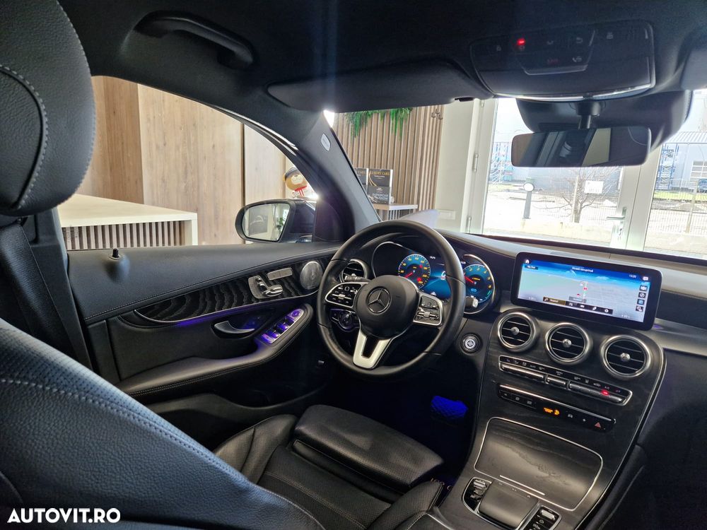 Mercedes-Benz GLC Coupe 300 de 4Matic 9G-TRONIC - 17