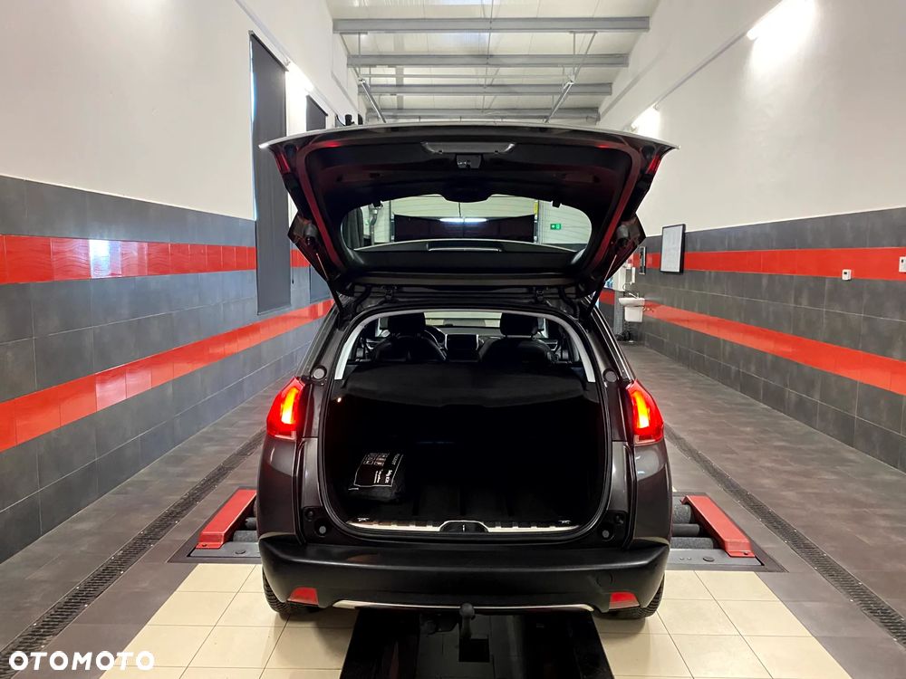Peugeot 2008 1.6 e-HDi Allure S&S - 15