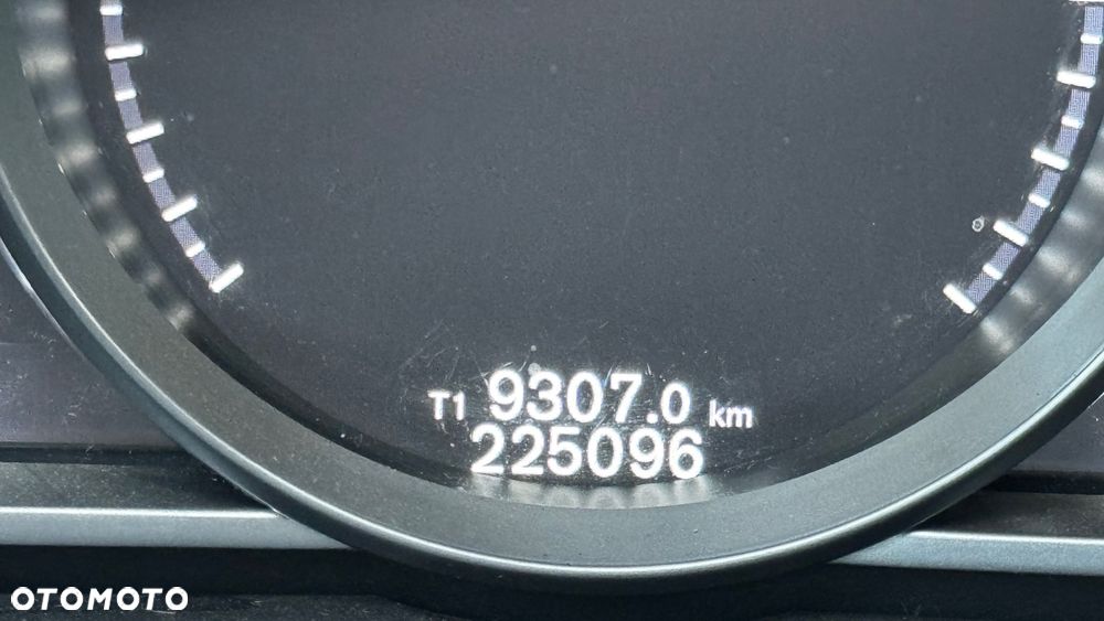 Volvo V40 D3 - 8