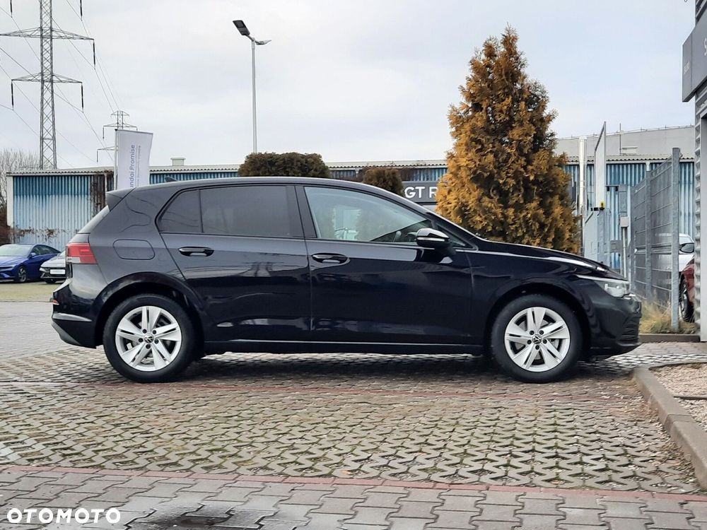 Volkswagen Golf 1.5 eTSI Life DSG - 26
