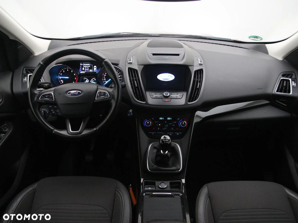 Ford Kuga 1.5 EcoBoost FWD Titanium ASS - 2